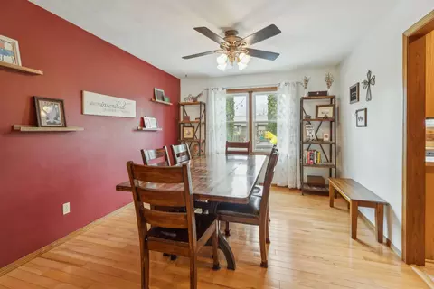 Dining - 3530 N Meadowsweet Ln, Appleton, WI 54911 photo 1 of 2