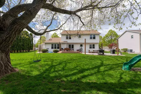 Exterior - 3530 N Meadowsweet Ln, Appleton, WI 54911 photo 2 of 9