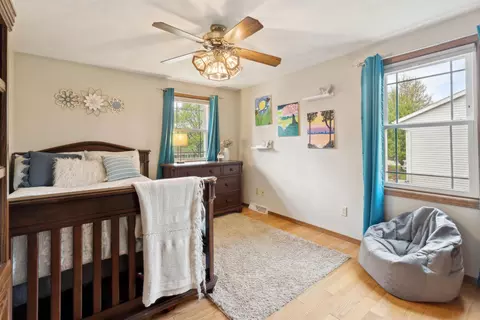 Bedroom - 3530 N Meadowsweet Ln, Appleton, WI 54911 photo 6 of 6