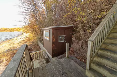 4441 Nicolet Dr, Green Bay, WI 54311