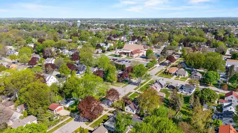 View/Area - 630 E Parkway Blvd, Appleton, WI 54911 photo 5 of 6