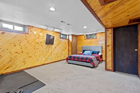 Bedroom - 630 E Parkway Blvd, Appleton, WI 54911 photo 5 of 6