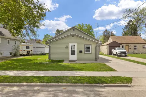 1610 Smith St, Green Bay, WI 54302