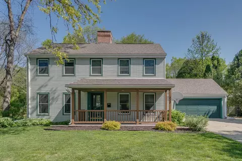 548 Riford Rd, Neenah, WI 54956