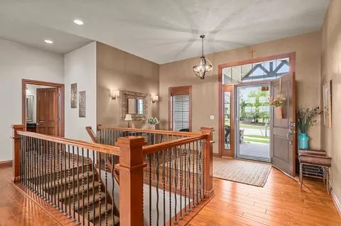 Entry Way - 310 E Bluewater Way, Appleton, WI 54913 photo 1 of 5