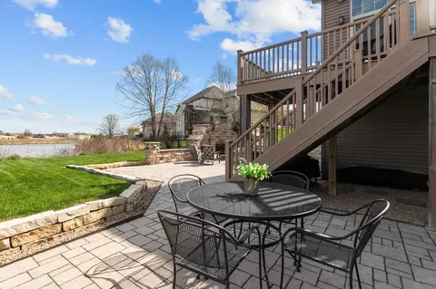 Exterior - 310 E Bluewater Way, Appleton, WI 54913 photo 15 of 22