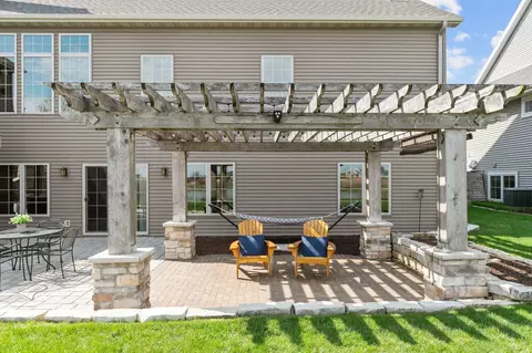 Exterior - 310 E Bluewater Way, Appleton, WI 54913 photo 21 of 22