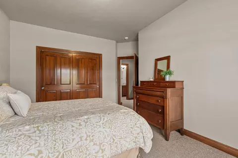 Bedroom - 310 E Bluewater Way, Appleton, WI 54913 photo 4 of 9