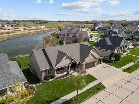 View/Area - 310 E Bluewater Way, Appleton, WI 54913 photo 1 of 7