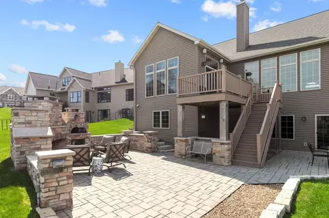 Exterior - 310 E Bluewater Way, Appleton, WI 54913 photo 20 of 22