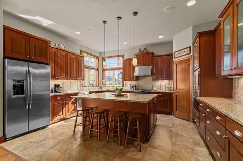 Kitchen - 310 E Bluewater Way, Appleton, WI 54913 photo 2 of 6