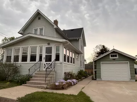 938 Mt Vernon St, Oshkosh, WI 54902