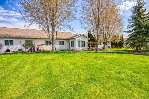 Exterior - 1809 E Sylvan Ave, Appleton, WI 54915 photo 5 of 9