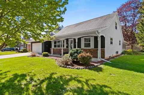 430 Fairview Way, Shawano, WI 54166