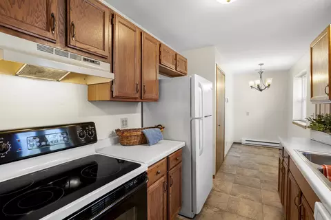 925 S West Ct UNIT A, Appleton, WI 54915 photo 3