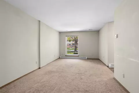 925 S West Ct UNIT A, Appleton, WI 54915 photo 9