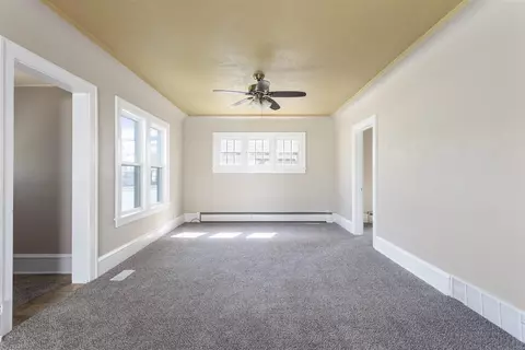 1407 W College Ave, Appleton, WI 54915 photo 2