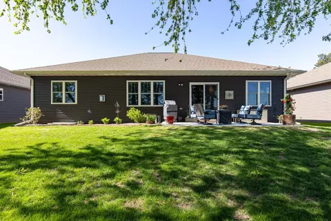 Exterior - 1056 W Cecilia Ct, Appleton, WI 54913 photo 4 of 6