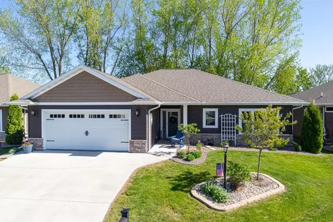 1056 W Cecilia Ct, Appleton, WI 54913