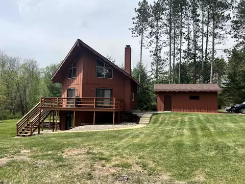 n3437 Covered Bridge Road, Waupaca, WI 54981