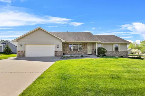 3427 Chatsworth Dr, Howard, WI 54313