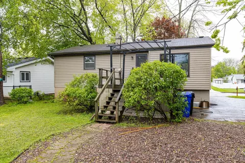 1208 E Layton Ave, Appleton, WI 54915 photo 5