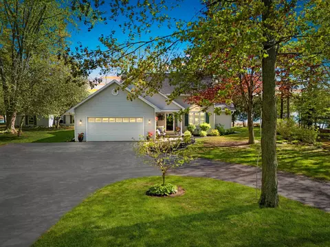n3154 River Bend Drive, Peshtigo, WI 54157