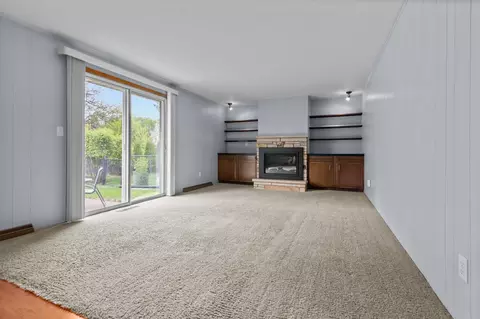Living - 3512 Crestview Dr, Appleton, WI 54915 photo 6 of 7