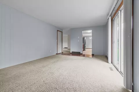 Living - 3512 Crestview Dr, Appleton, WI 54915 photo 4 of 7