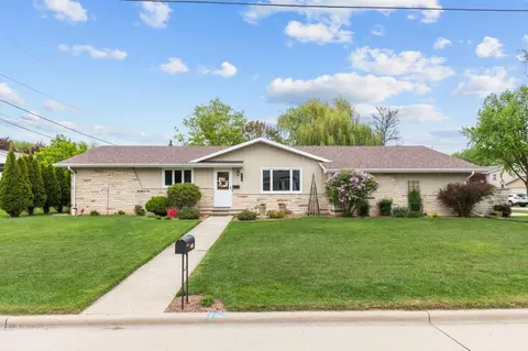 3512 Crestview Dr, Appleton, WI 54915