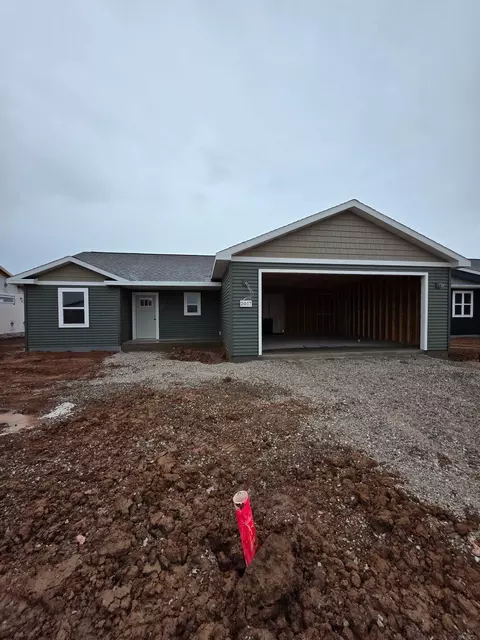 2017 White Dove Ln, Kaukauna, WI 54130