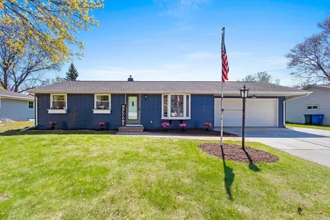 1263 Morris Ave, Green Bay, WI 54304