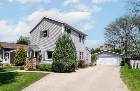 273 5th St, Fond Du Lac, WI 54935