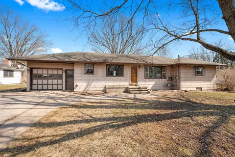 n5806 Wisconsin 187, Shiocton, WI 54170