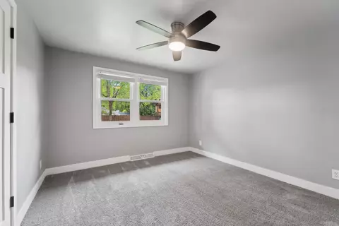 Bedroom - 1523 N Lynndale Dr, Appleton, WI 54914 photo 1 of 5
