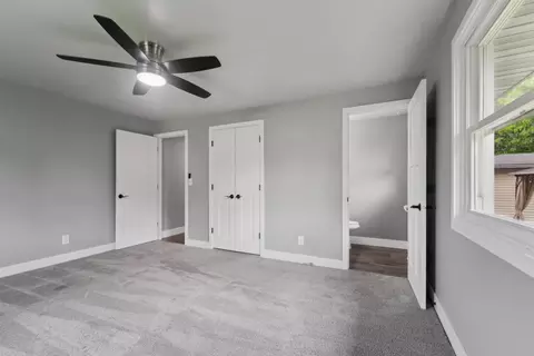 Bedroom - 1523 N Lynndale Dr, Appleton, WI 54914 photo 5 of 5