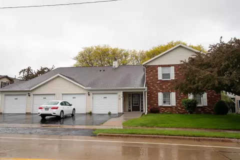 548 W Smith Ave, Oshkosh, WI 54901