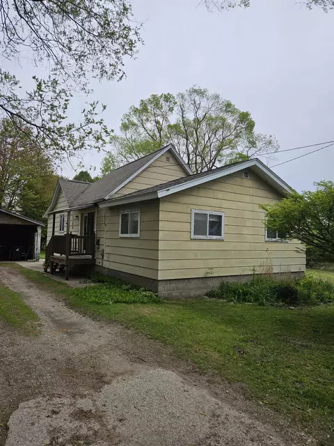 3412 12th St, Menominee, MI 49858