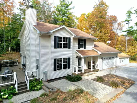 5707 Hy Line Trl, Sturgeon Bay, WI 54235