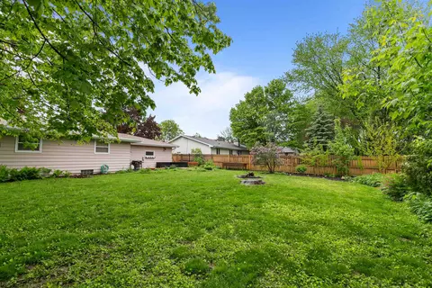 Exterior - 2112 E John St, Appleton, WI 54915 photo 6 of 7