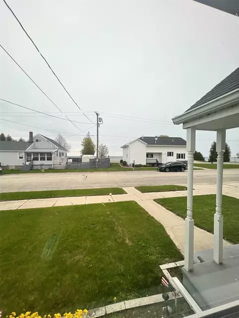 1223 5th St, Algoma, WI 54201 photo 3