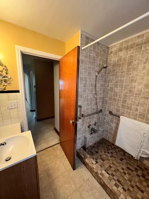 1223 5th St, Algoma, WI 54201 photo 10