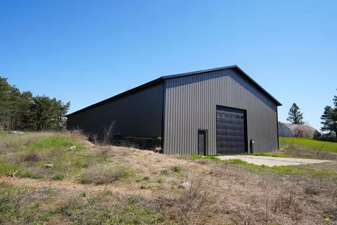 w9991 Ade Road, Crivitz, WI 54114