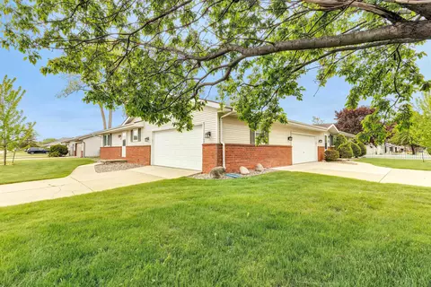 1961 Argonne St, Green Bay, WI 54313