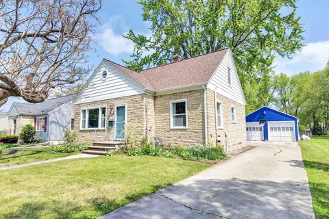 1345 Grignon St, Green Bay, WI 54301