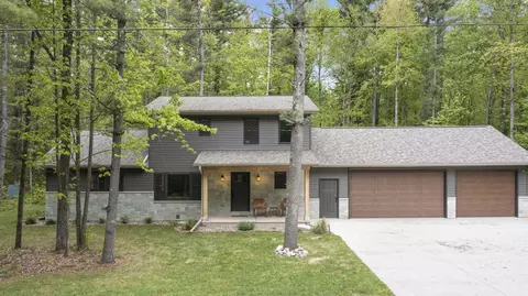 w2434 Timber Trail, Keshena, WI 54135