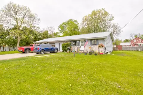 129 Luby Ave, Oconto, WI 54153