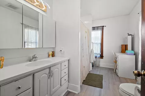 Bath - 816 W Oklahoma St, Appleton, WI 54914 photo 1 of 1