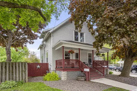 112 Rosalia St, Oshkosh, WI 54901
