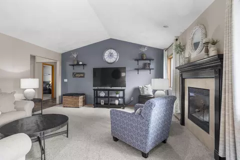 Living - w5841 Easter Lily Drive, Appleton, WI 54915 photo 2 of 2